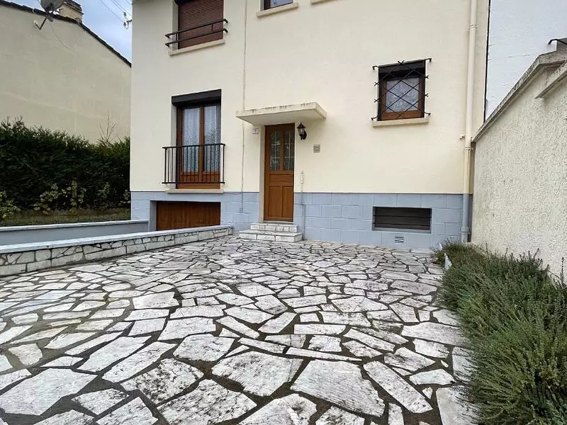 Maison, 83 m²