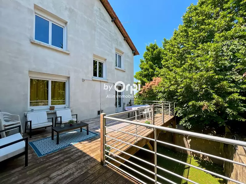 Maison, 122 m²