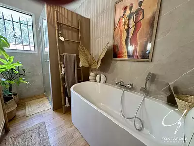 Maison, 278 m²