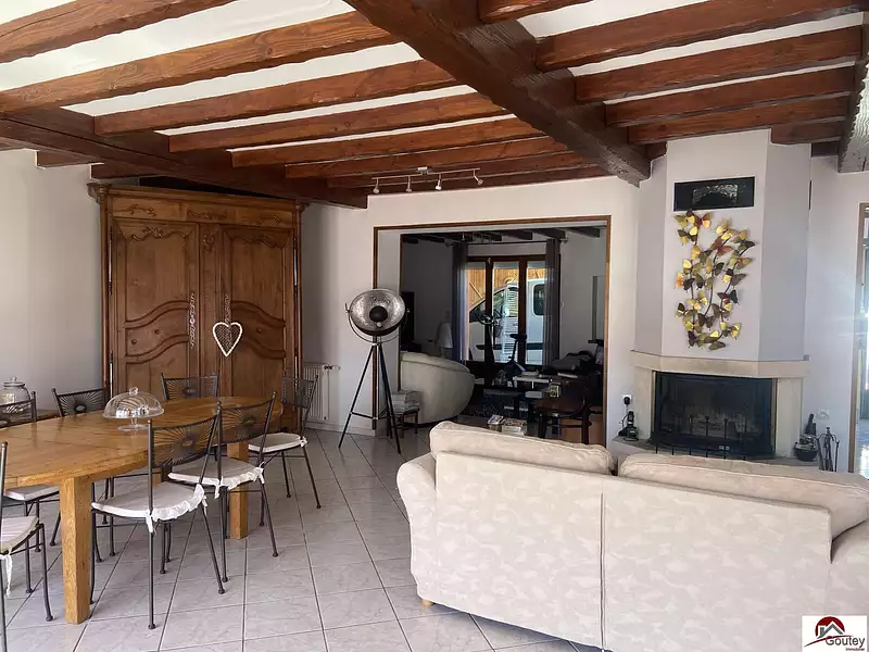 Maison, 190 m²
