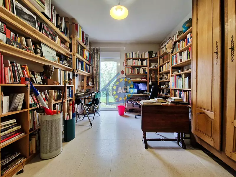 Maison, 360 m²