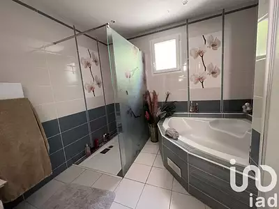 Maison, 170 m²