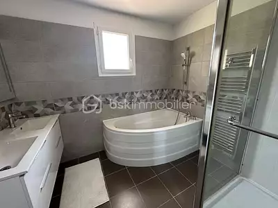 Maison, 92 m²