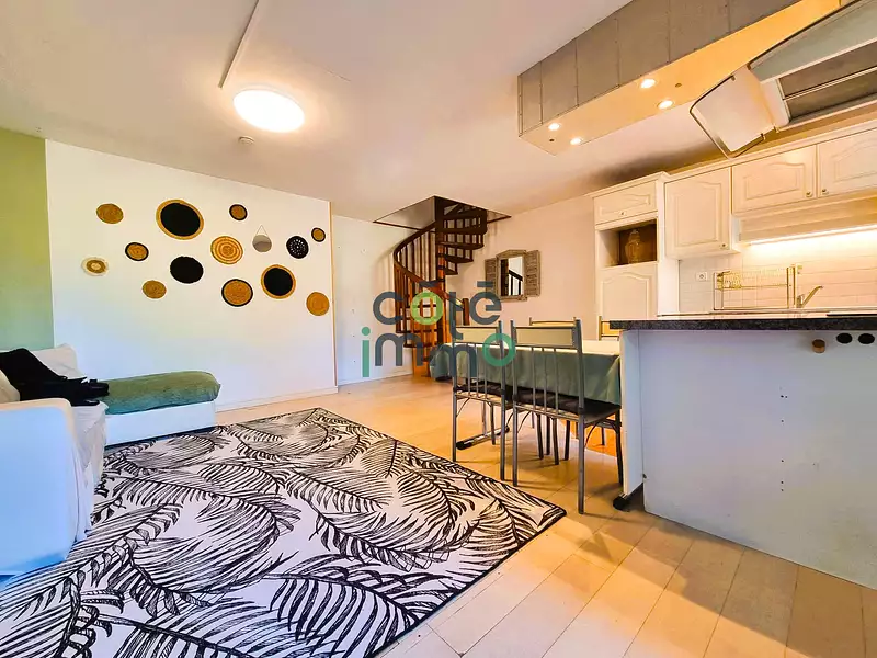 Maison, 98 m²