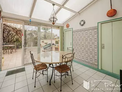 Maison, 194 m²