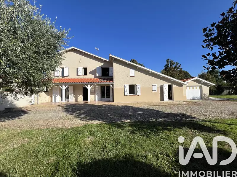 Maison, 146 m²