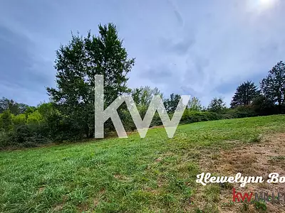 Terrain, 1 613 m²