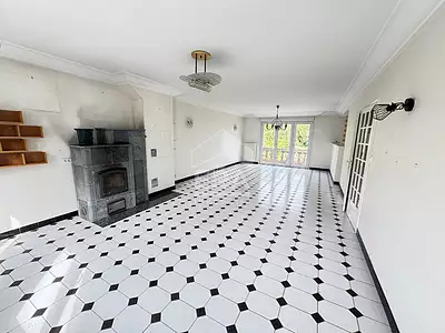 Maison, 180 m²