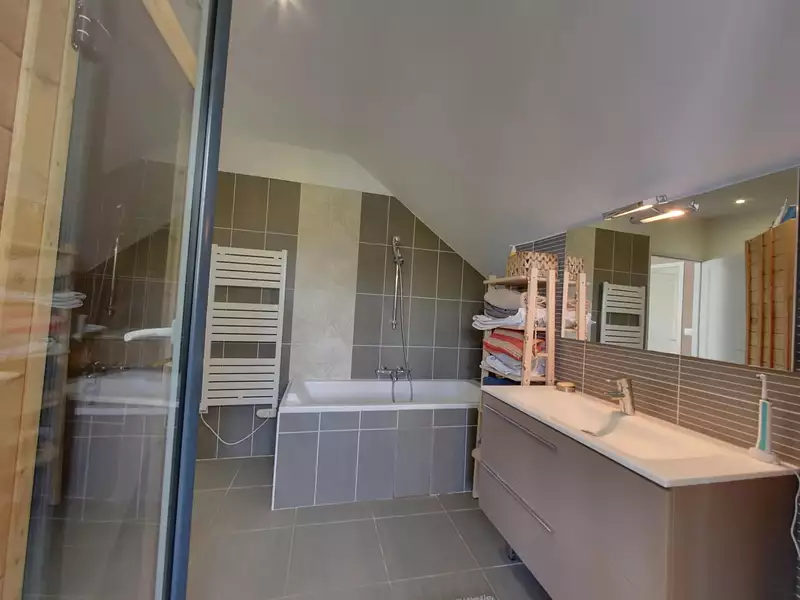 Maison, 165 m²