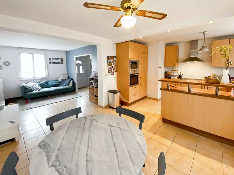 Maison, 75 m²