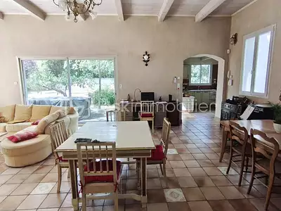 Maison, 146 m²