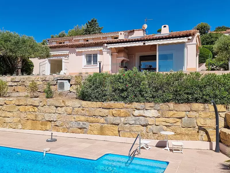 Maison, 230 m²