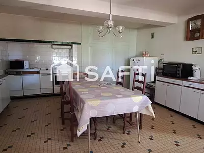 Maison, 160 m²
