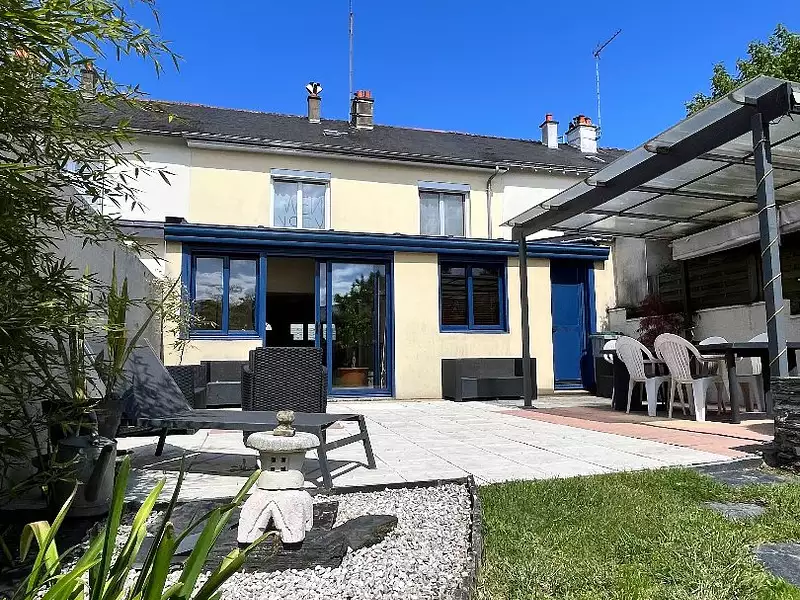 Maison, 99 m²