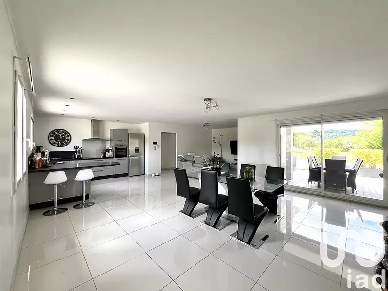 Maison, 124 m²