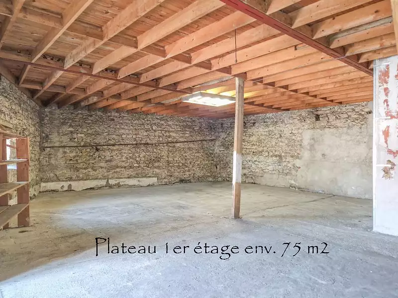 Immeuble, 80 m²