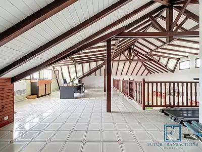 Maison, 218,53 m²