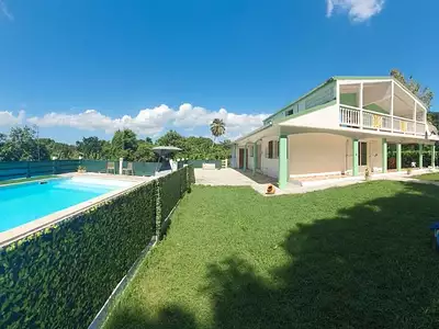Maison, 190 m²