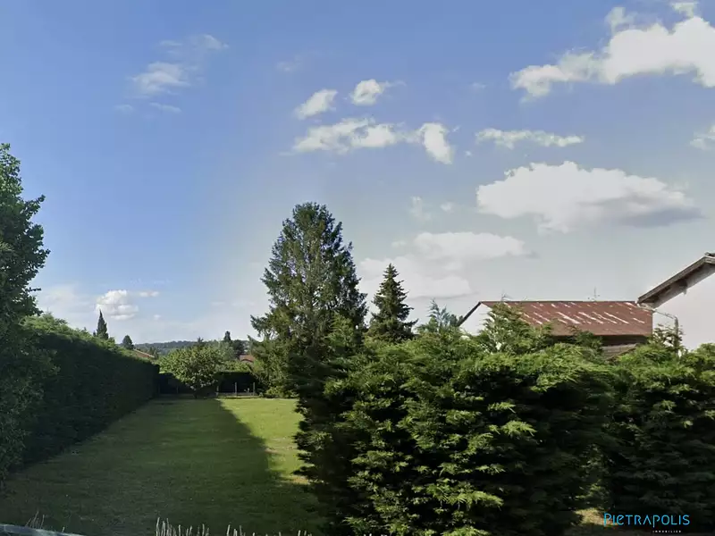 Terrain, 587 m²