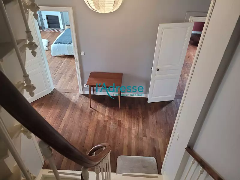 Maison, 300 m²