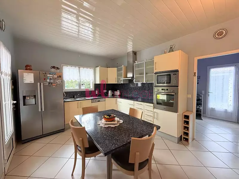 Maison, 175 m²