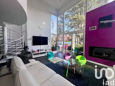 Maison, 242 m²
