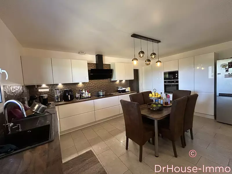 Maison, 136 m²