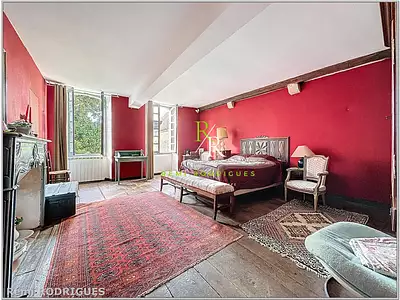 Maison, 325,57 m²