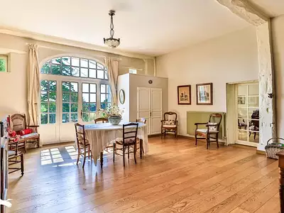 Maison, 280 m²