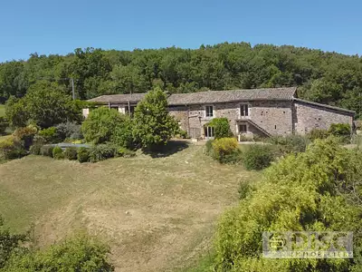 Maison, 279,5 m²