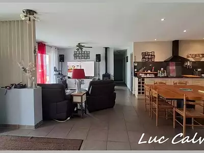 Maison, 160 m²