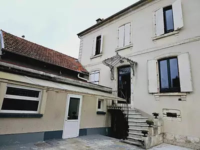 Maison, 285 m²