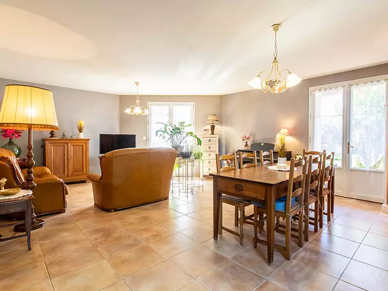 Maison, 137 m²