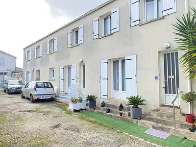 Immeuble, 335 m²