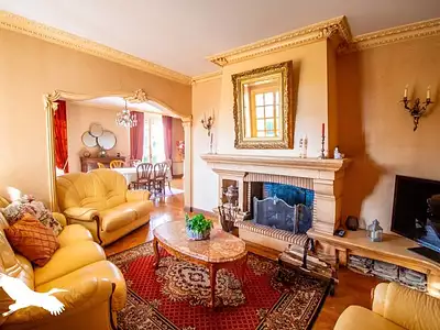 Maison, 215 m²
