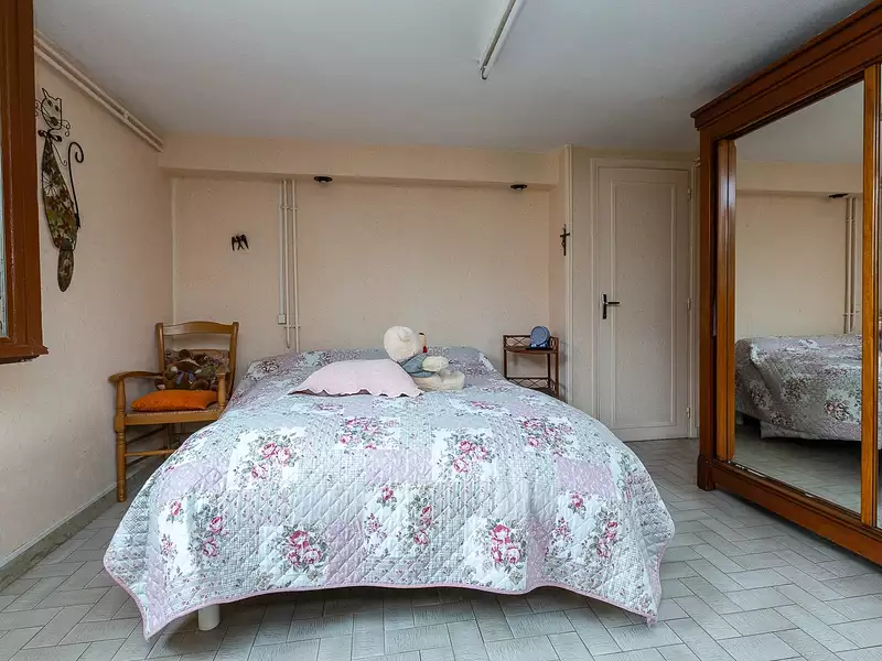 Maison, 176 m²