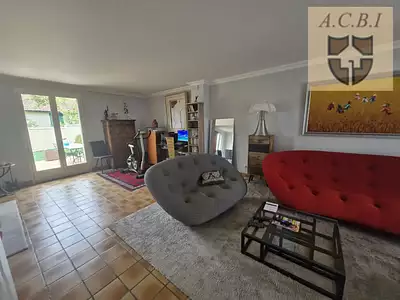 Maison, 180 m²
