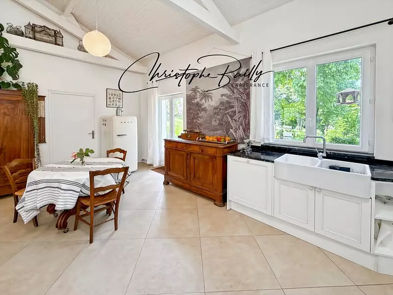 Maison, 292 m²