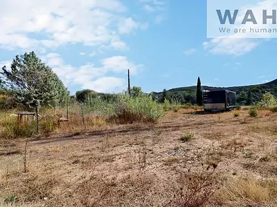 Terrain, 1 800 m²