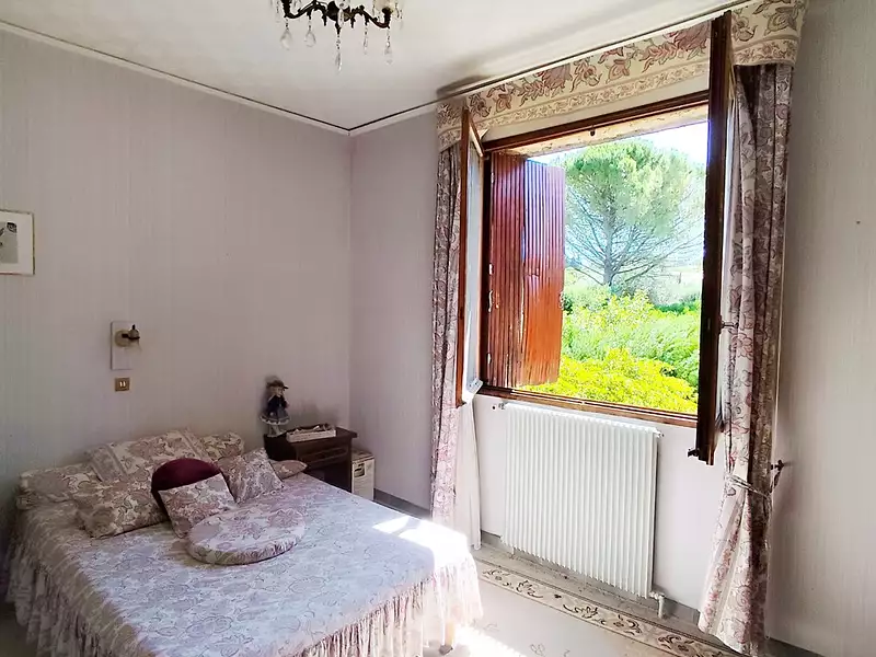 Maison, 242 m²