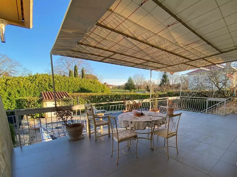 Maison, 201 m²