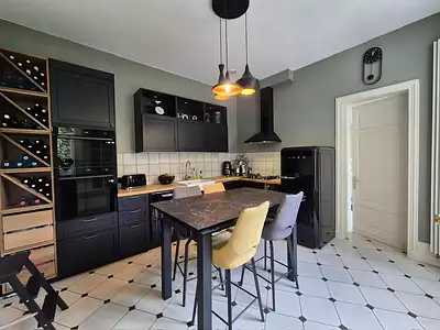 Maison, 244 m²