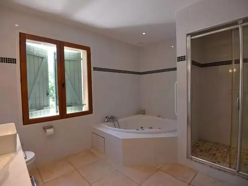 Maison, 190 m²