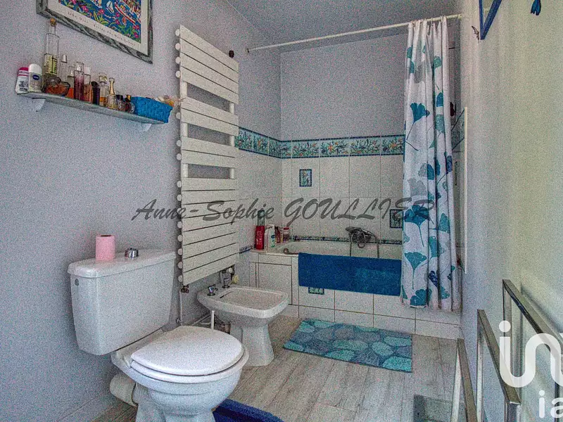 Maison, 260 m²