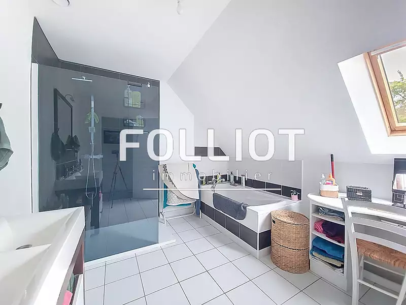 Maison, 170 m²
