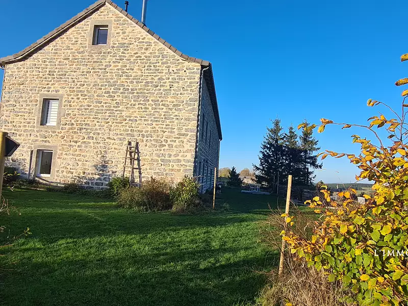 Maison, 376,3 m²