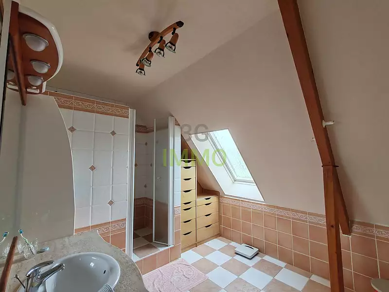 Maison, 183 m²