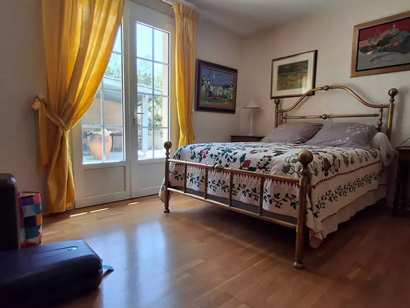 Maison, 235 m²