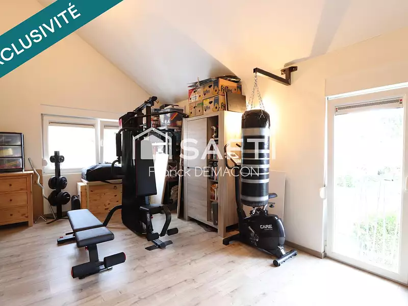 Maison, 145 m²