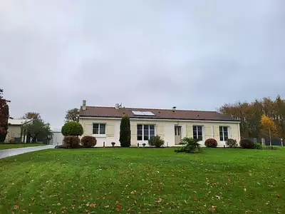 Maison, 151 m²